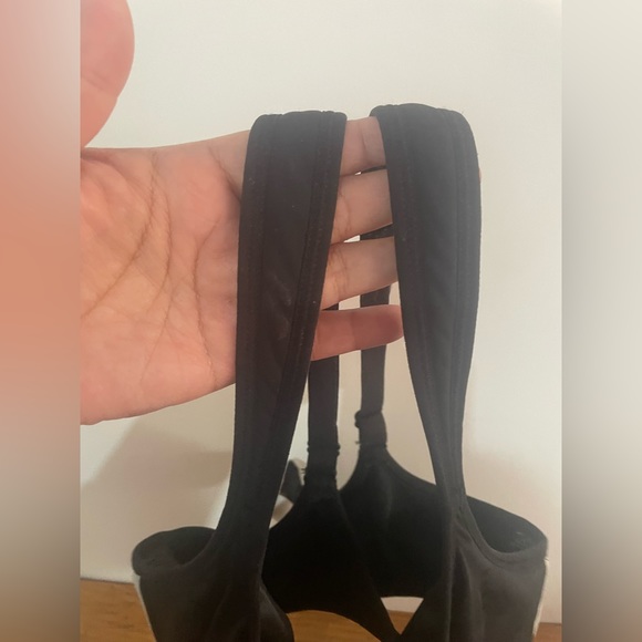 Shock absorber underwire bra. Size 38D. Used mildly - Picture 6 of 7